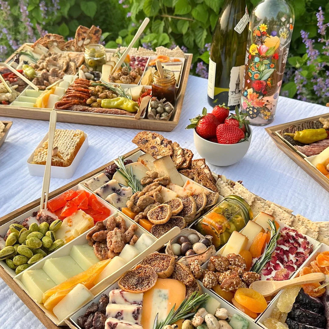 Jewish Holiday Large Cheese Board (No Meat) - E-Gift - Image 3